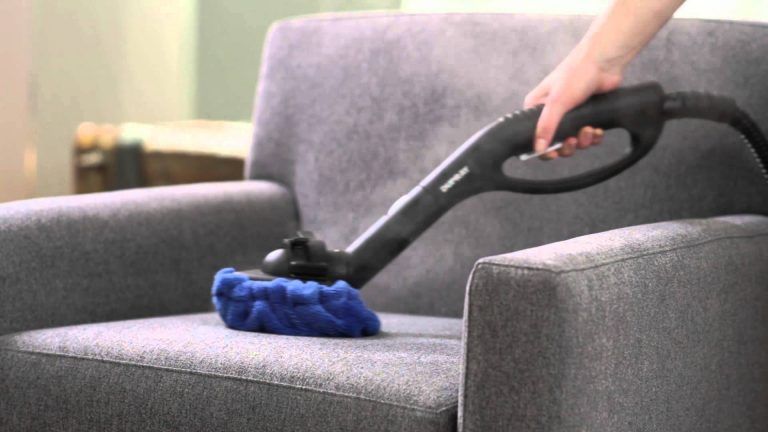 Limpieza a vapor de muebles